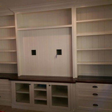 Entertainment Centers and Wall Units (7' and Larger)