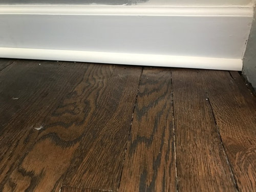 Shoe Molding Floor Gap