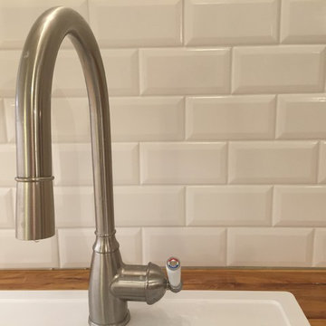Tiny kitchen face lift on tiny budget