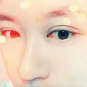 Yu ZHOUs foto