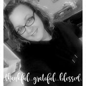 Shari Lynn's photo