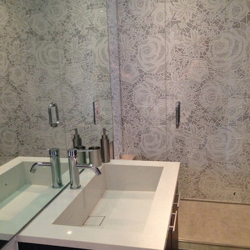 Modern bathroom with glass mosaic and hand cut mosaic