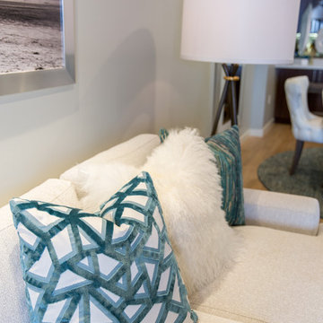 La Jolla | Modern Classy Coastal Condo