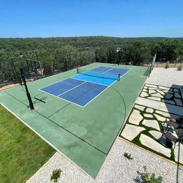 Transitional: 5,087 ft², 5 BR/5.5 BA/1 ST