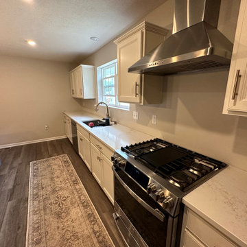 Shiny New Quartz Countertops!!