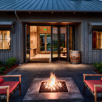 AG Bi-Folds Create an Indoor-Outdoor Tasting Experience at Robert Young Winery