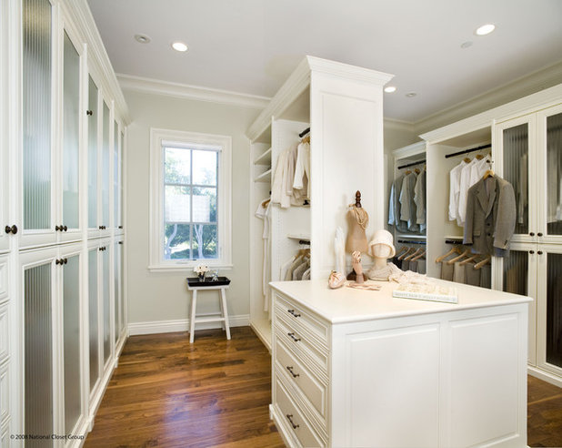 American Traditional Wardrobe by Valet Custom Cabinets & Closets