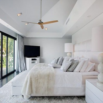 Contemporary villa in Los Monteros