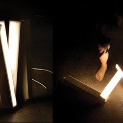 nu. an adjustable light sculpture. - Floor Lamps