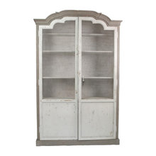 cabinets/cupboards
