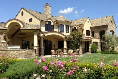 Elegant home design photo in Orange County