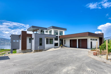 Trendy exterior home photo in Vancouver