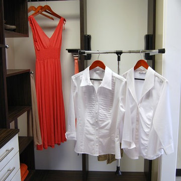 LUXURIOUS WALK-IN CLOSET