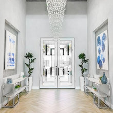 Foyer chandelier