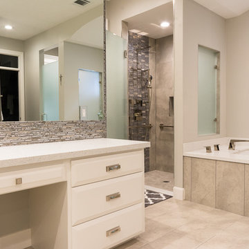 Lakeshore Luxury Master Bath