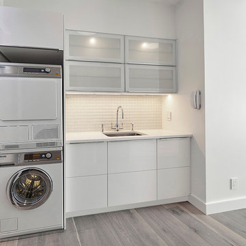 Financial District Apartment