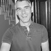 Robert Tucker's photo