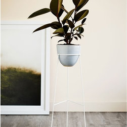 Arrow Plant Stand | Ivy Muse - Plant Stands And Telephone Tables