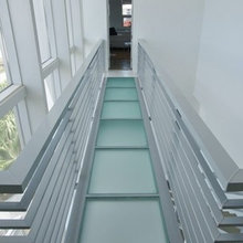 Foyer Bridge