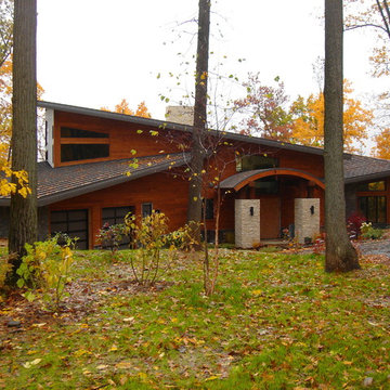 URBAN LOFT MEETS THE LAKE