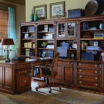Brookhaven Computer Desk by Hooker Furniture