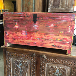 Old World Style Design and Decor - Decorative Trunks