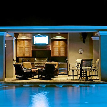 Pools & Outdoor Living