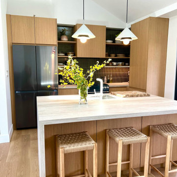 Japanese-Style Oak Kitchen