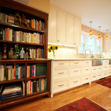 Exceptional Entertaining kitchen/ Living area
