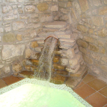 Mi proyecto piscina interior de piedra con cascadas