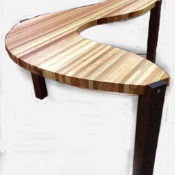 Wandering desk - Desks And Hutches