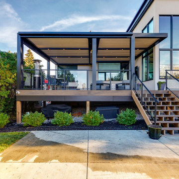 Calgary West StruXure Adjustable Pergola with Phantom Motorized Screens & Lights