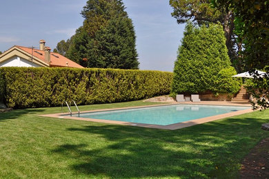 Acondicionamiento  laterales de piscinas