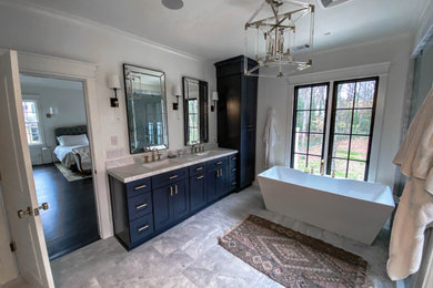 Inspiration for a timeless bathroom remodel in Atlanta