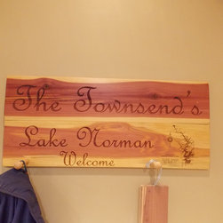 Cedar Slice wall coat rack - Plate Stands And Hangers