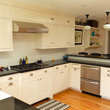 Retro kitchen for 1950 Santa Fe residence