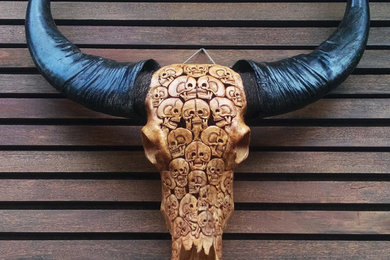 Longhorn Hand Carved Buffalo Skull Head with Skull Design / Wall Art Home Decor