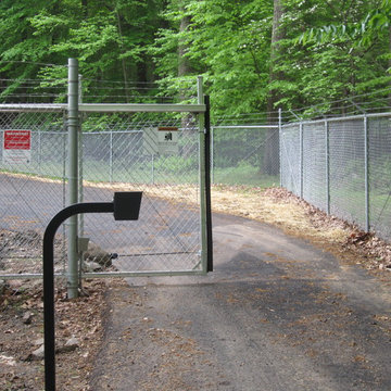 Gate operator systems