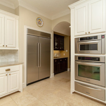 Wellspring Lake - Kitchen