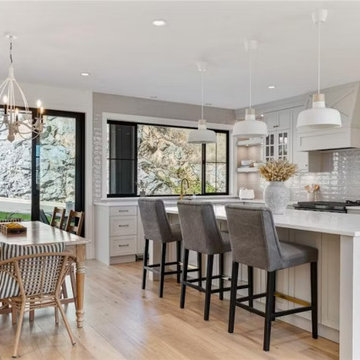 West Vancouver Complete Overhaul
