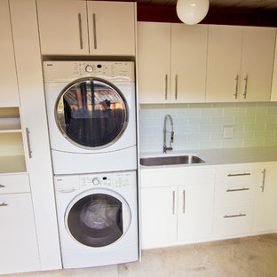 75 Beautiful Midcentury Modern L-Shaped Laundry Room ...