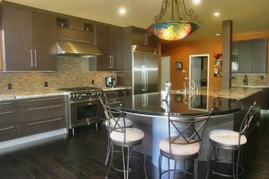Example of a trendy kitchen design in San Francisco