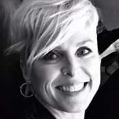 Julie Driedger's photo