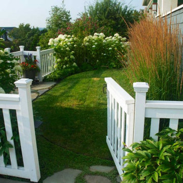 A Modern Garden of Contemplative Ease