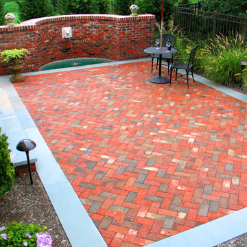 Classic Brick and Bluestone Patio