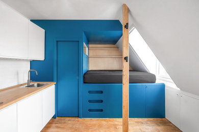 Design ideas for a small modern home design in Paris.
