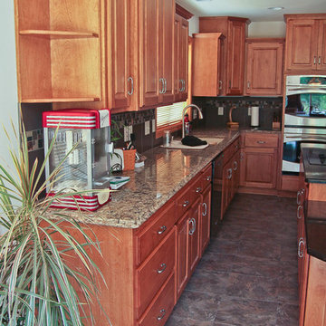 Custom Cabinets and Countertops