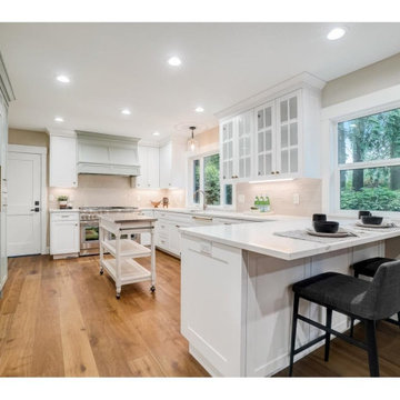 Lake Oswego | Mid-Century Modern Craftsman Home Remodel