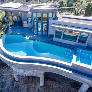 Brentwood - Hillside 360 Overflow Infinity Swimming Pool with Windows and Spa