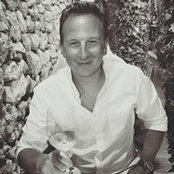 Simon Tates foto
